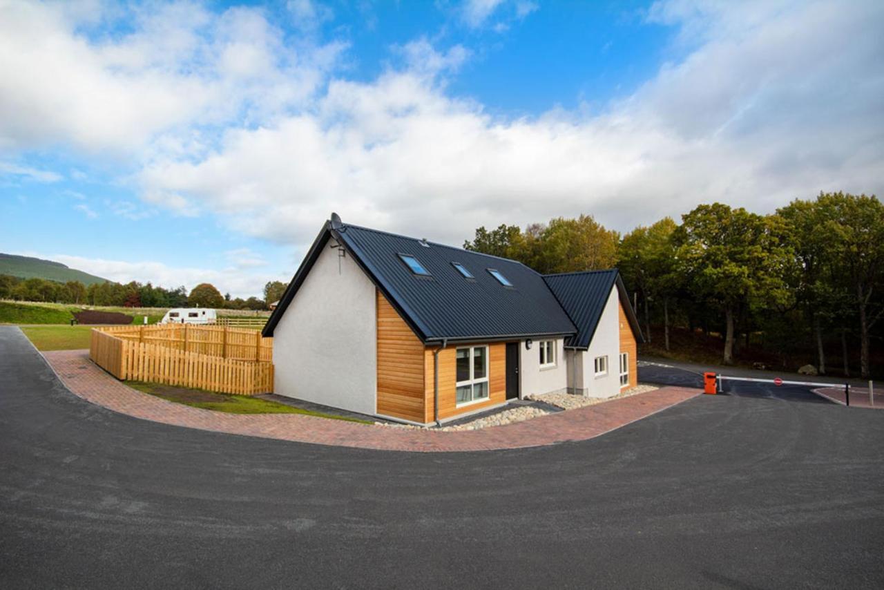 Vila Oakwood Aviemore Exteriér fotografie
